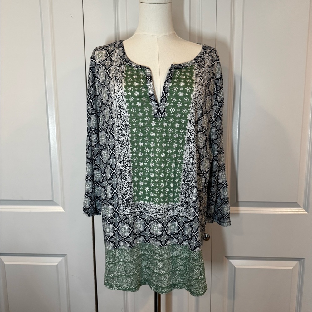 Lucky Women's 2x Green and Navy Tunic